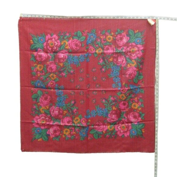 Grandma Floral Square Scarf 35 in Roses Synthetic Frayed Edge Ukraine Made USSR - Picture 3 of 14